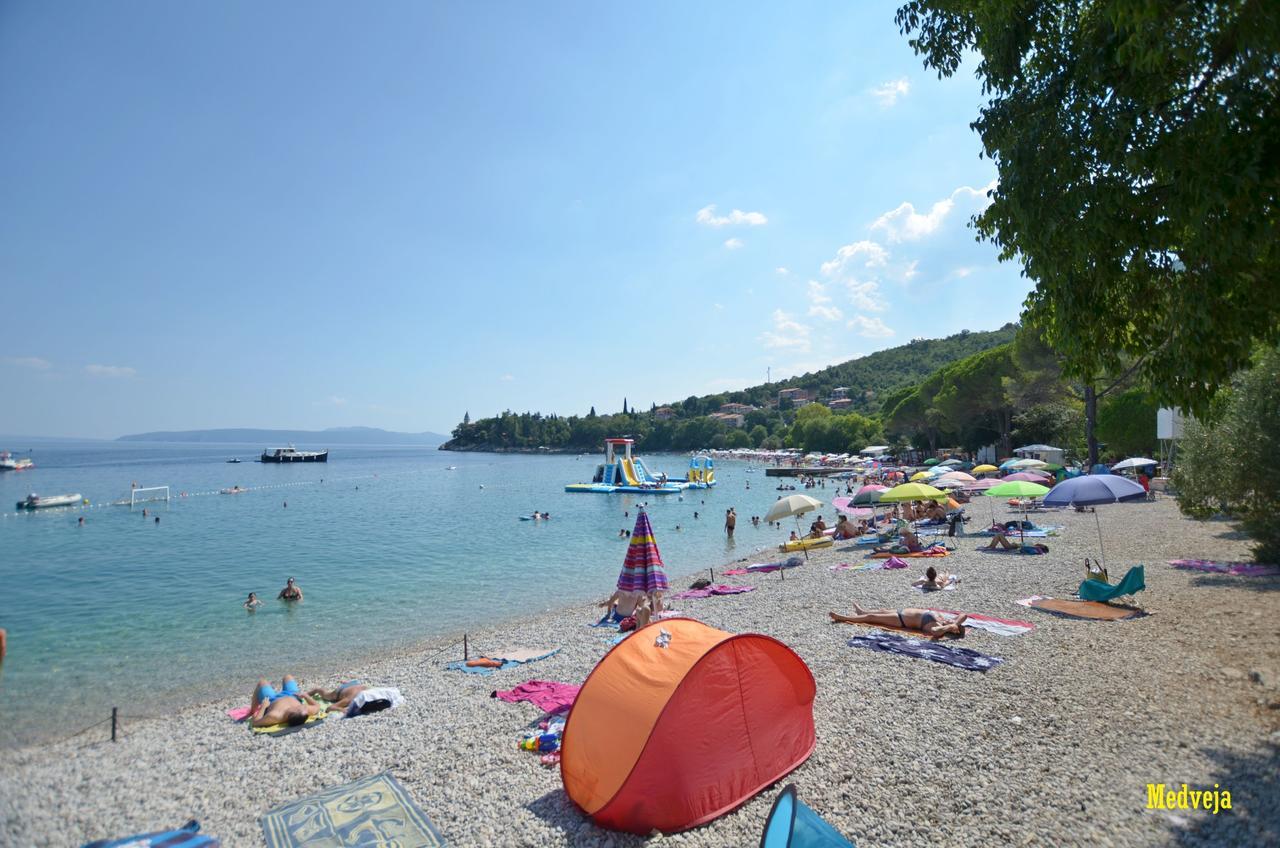 Apartment Zorka Medveja Dış mekan fotoğraf